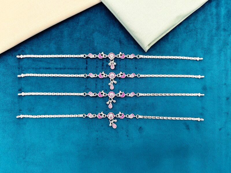 Anklet 20